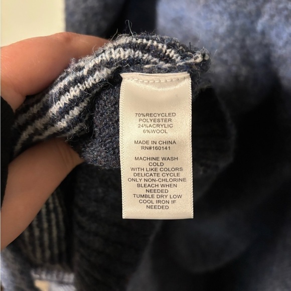 Frye Button Down Blue Cardigan Oversized Small - Picture 4 of 4